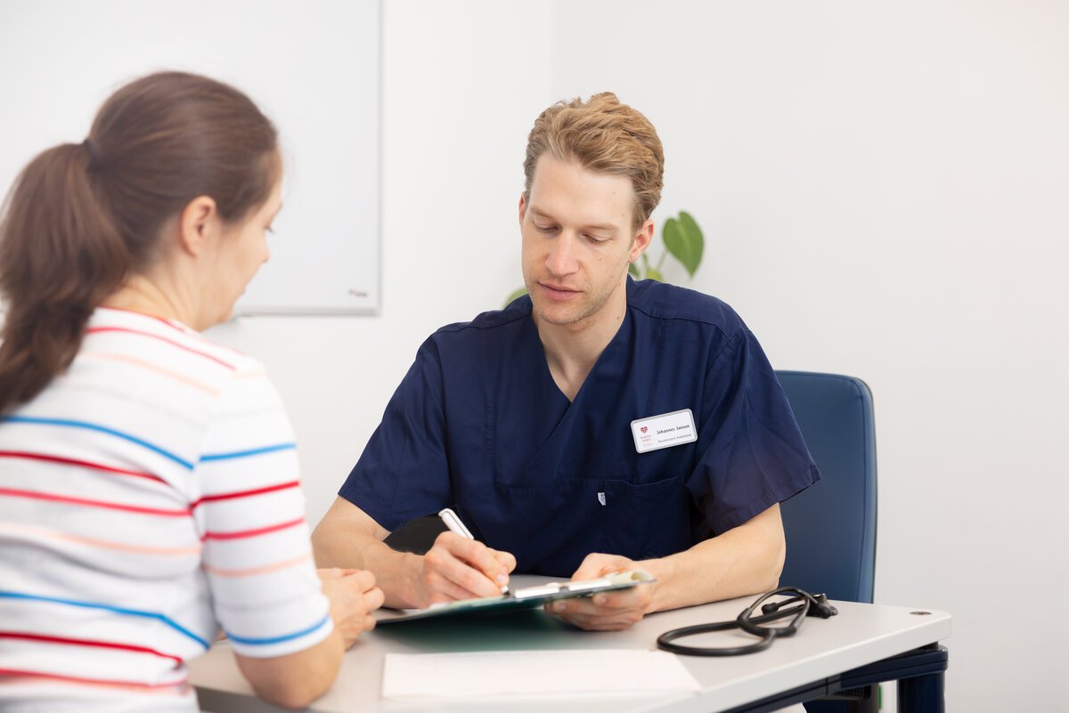 Aufklärungsgespräch in der Zentralen Patientenaufnahme am Krankenhaus Martha-Maria München