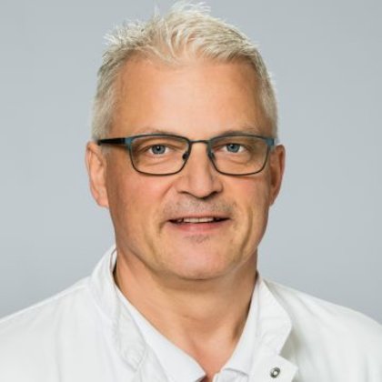 Dr. med. Peter Schumann