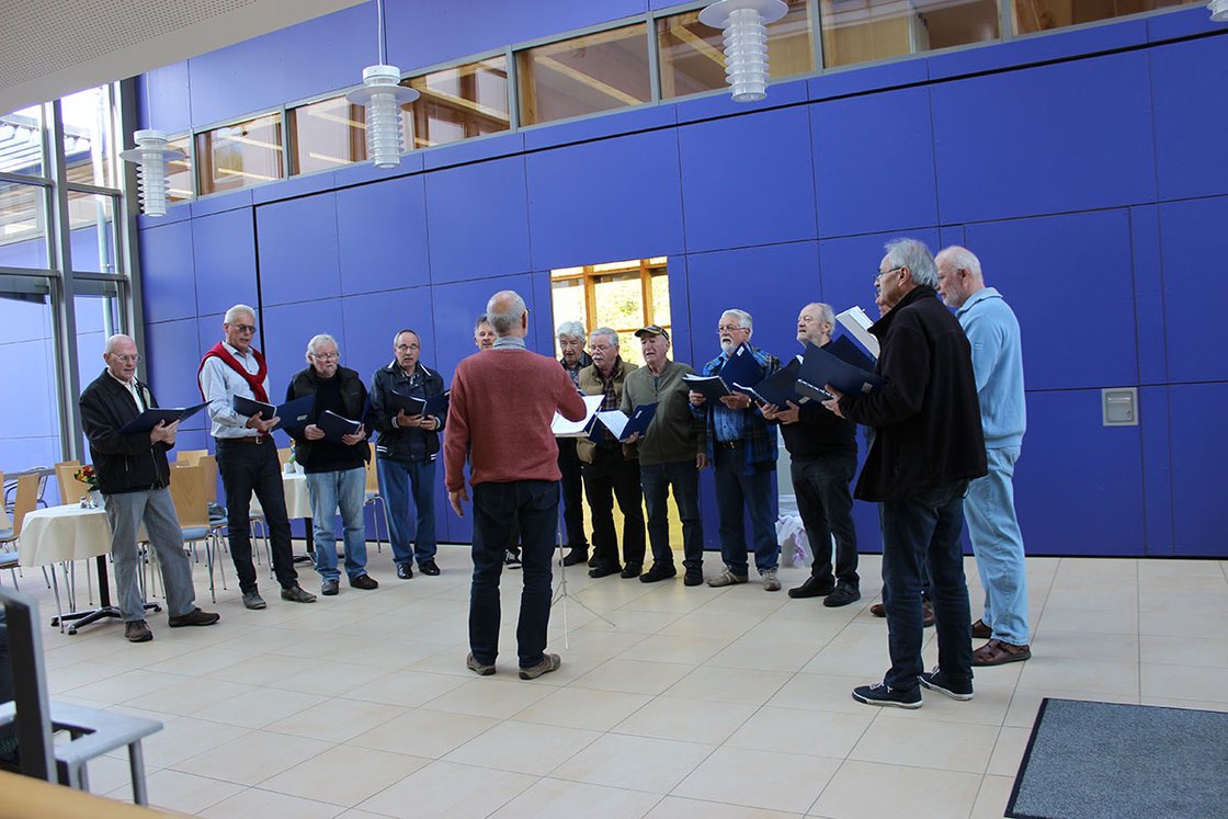 kleines Konzert des Männergesangvereins Wüstenrot kleines Konzert des Männergesangvereins Wüstenrot
