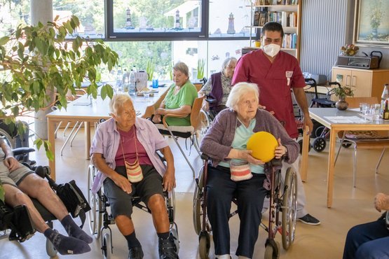 Kurzzeitpflege und Betreuung auf der Gruppe im Seniorenzentrum Lichtenstein-Honau