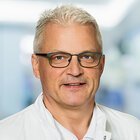 Dr. Peter Schumann