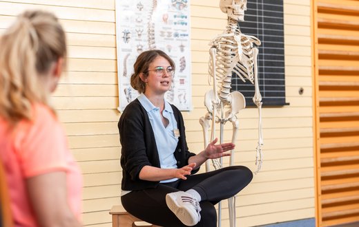 Die Rückenschule als Teil der fachübergreifenden Konzepte in unserer Rehaklinik im Schwarzwald , der Klinik Hohenfreudenstadt