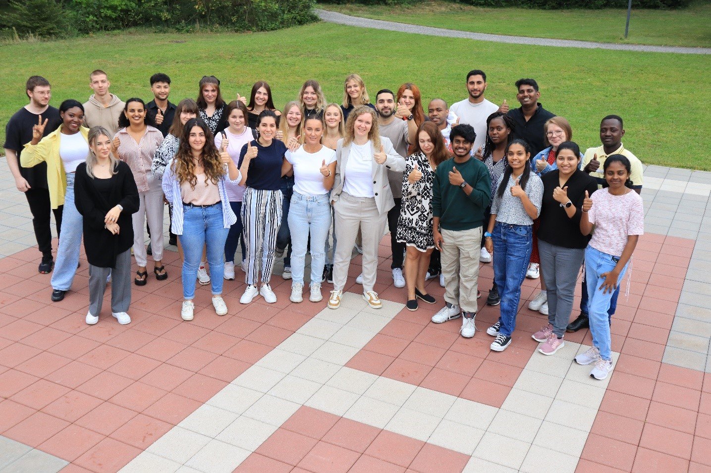 Die neuen Schüler der Berufsfachschule für Pflege Martha-Maria.