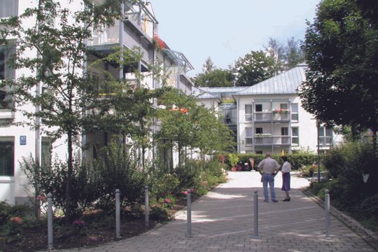 Eine Außenaufnahme des Seniorenzentrum Martha-Maria München.