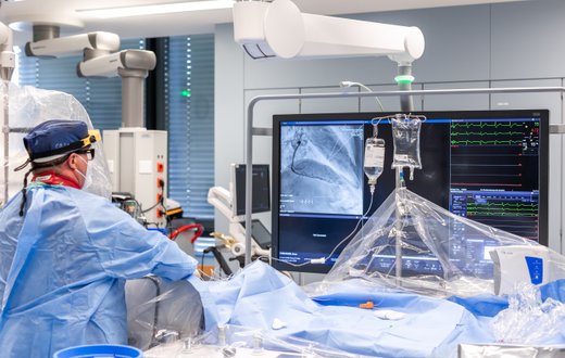 Die Arbeit im dritten Herzkatheterlabor am Krankenhaus Martha-Maria St. Theresien.