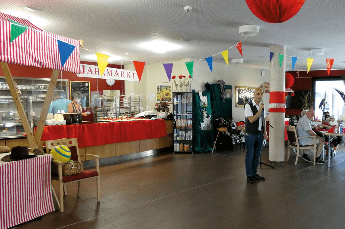 Sommerfest Thema Jahrmarkt