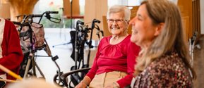 Gymnastik und sportliche Aktivierung im Seniorenzentrum Martha-Maria Wüstenrot.