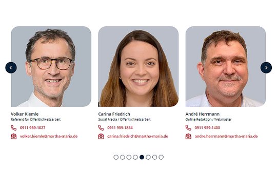Drei Mitarbeiterporträts mit Kontaktdaten, symbolisiert Öffentlichkeitsarbeit.