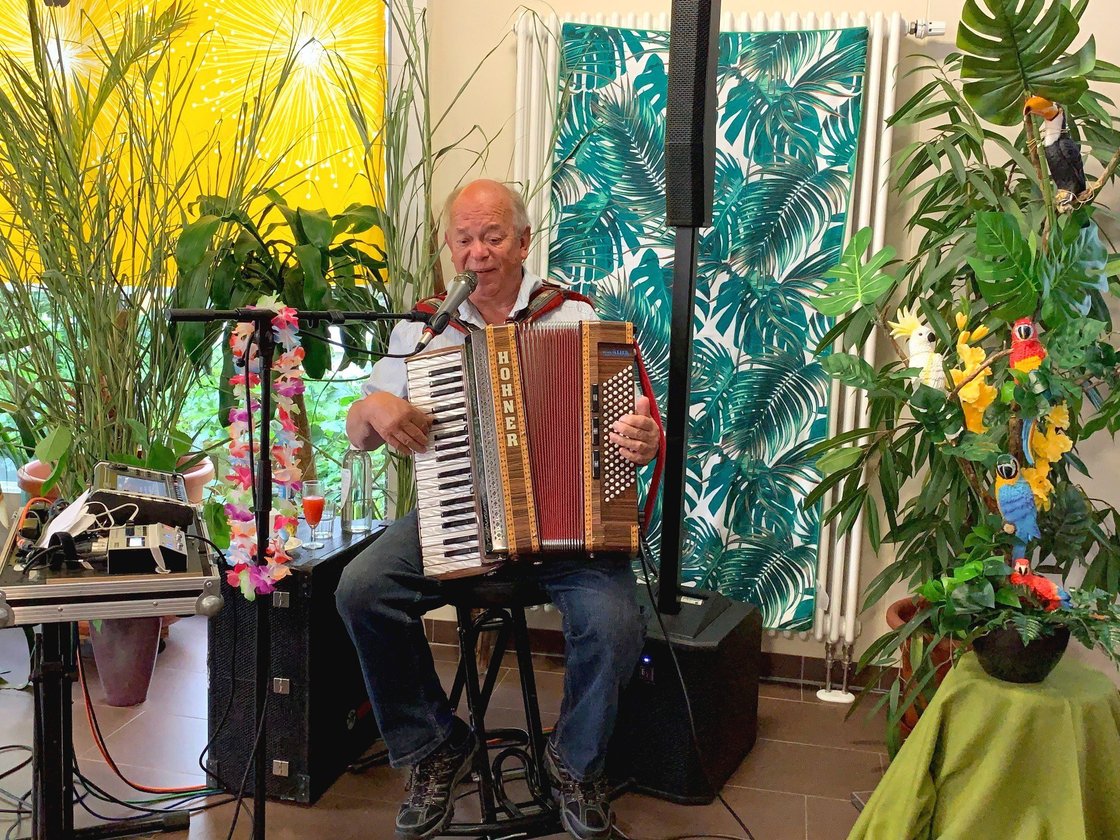 Sommerfest Unterhaltung Musik
