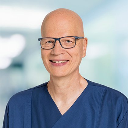 Dr. Andreas Stegmaier