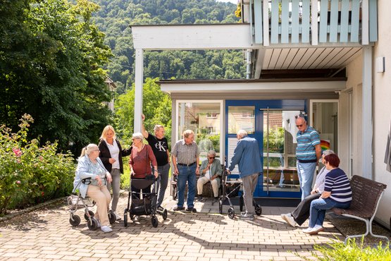 Einblicke in das Leben in der Seniorenwohnanlage / dem Betreuten Wohnen Olgahöhle im Seniorenzentrum Martha-Maria Lichtenstein-Honau