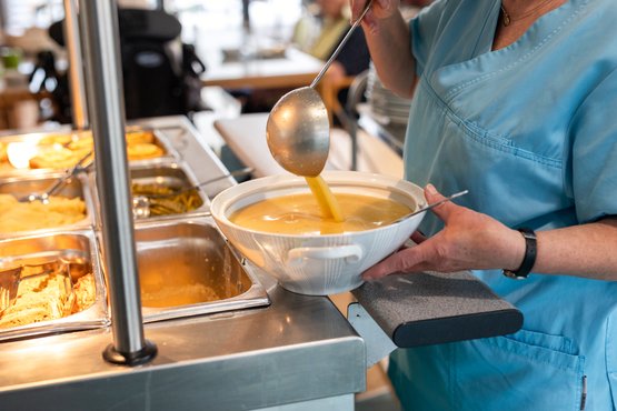 Offener Mittagstisch im Seniorenzentrum Martha-Maria Lichtenstein-Honau