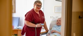 Pflegeangebote und Aktivierung im Seniorenzentrum Martha-Maria Wüstenrot