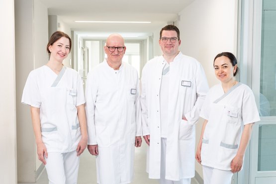 Ein Gruppenbild der Sektion Gefäßchirurgie am Krankenhaus Martha-Maria St. Theresien