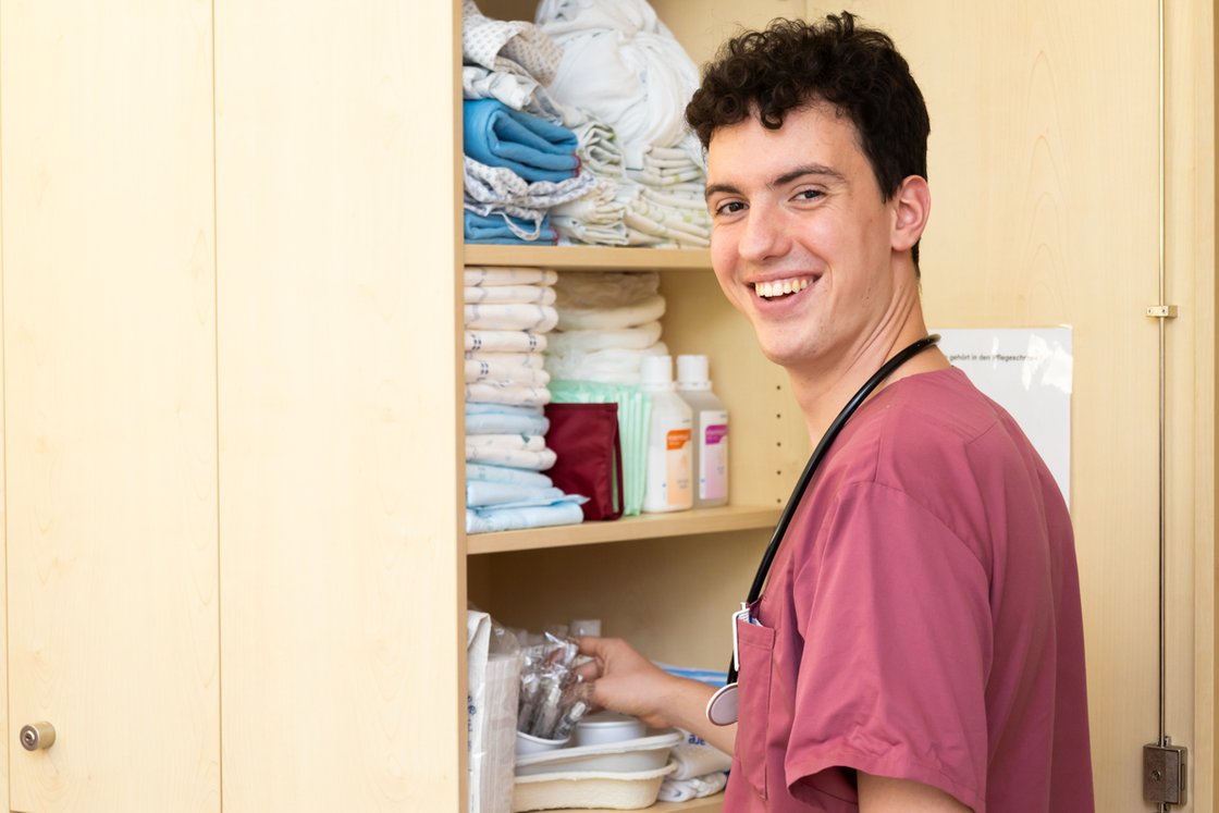 Moritz Mönch macht sein Diakonisches Jahr / FSJ bei Martha-Maria.