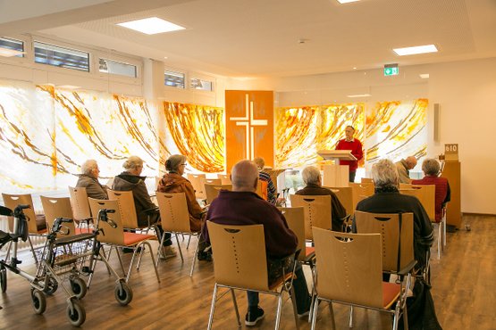 Ein Gottesdienst im Seniorenzentrum Wüstenrot