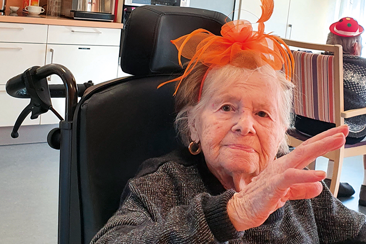 Fasching Bewohner mit Maskierung