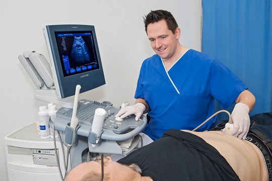 Dr Sven Scheuering im MVZ Martha-Maria am Krankenhaus Martha-Maria St. Theresien