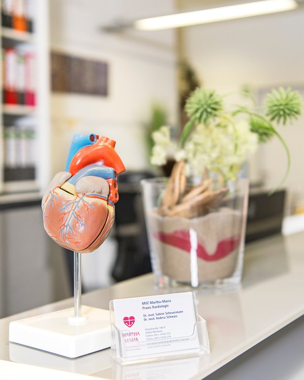 Der Empfang im MVZ Martha-Maria Kardiologie Nürnberg.