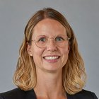 Frau Sabine Heuser