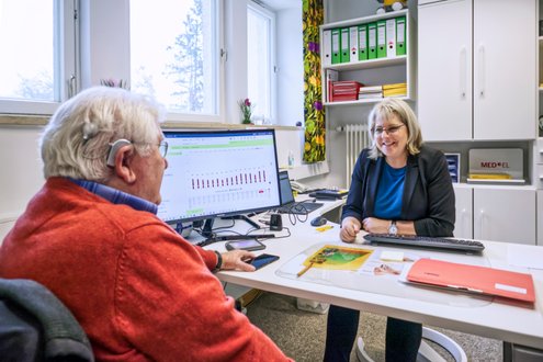 Ein Hörtraining im Cochlea-Implantat-Zentrum am Krankenhaus Martha-Maria München