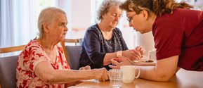 Pflegeangebote und Aktivierung im Seniorenzentrum Martha-Maria Wüstenrot