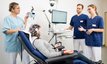 Durchführung eines EEG in der Klinik für Neurologie am Krankenhaus Martha-Maria St. Theresien