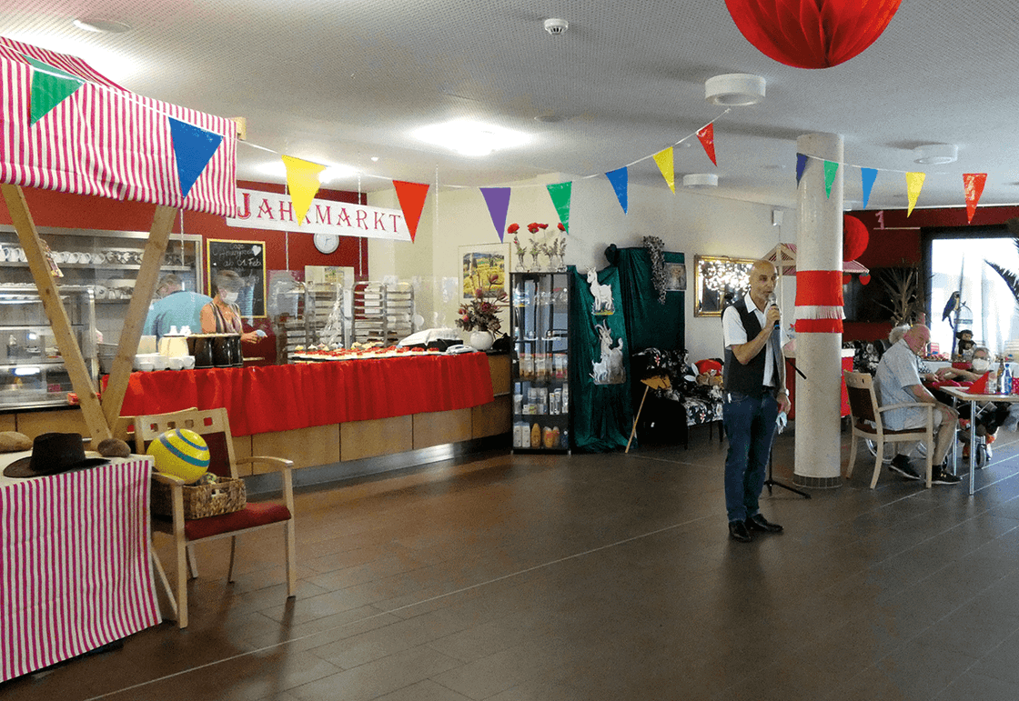 Sommerfest Thema Jahrmarkt