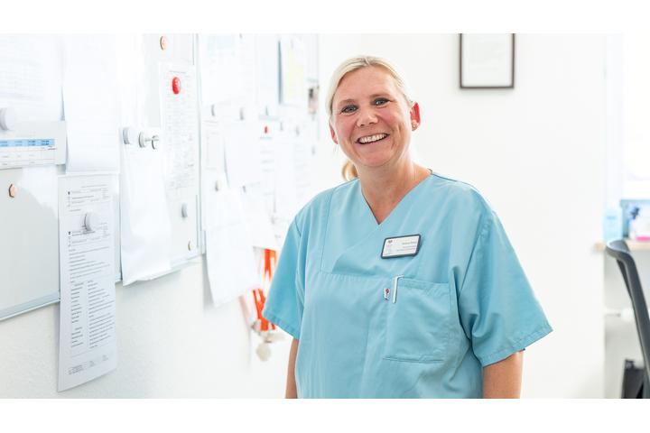 So laufen die ersten Tage in der Pflegeausbildung